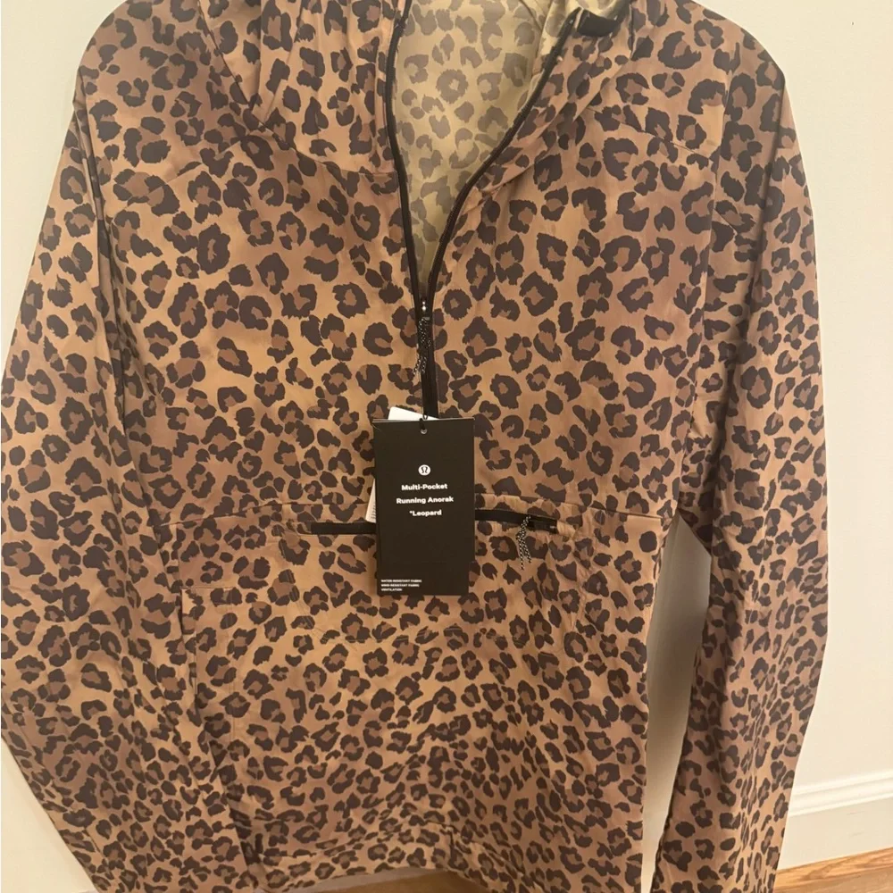 lululemon Leopard Print Jacket in Brown and Tan NWT - Picture 1 of 4